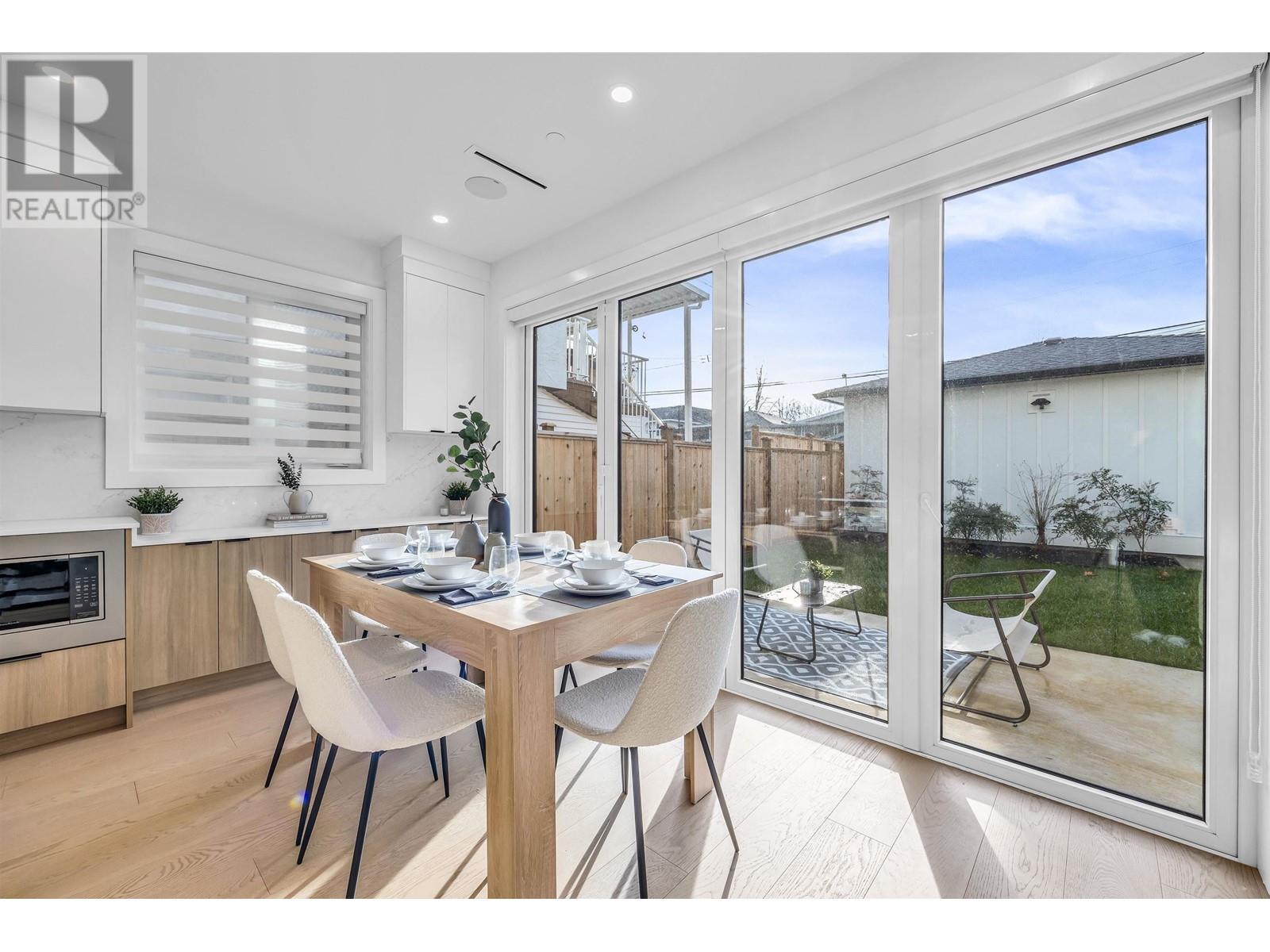 Listing Picture 4 of 25 : 848 E 38TH AVENUE, Vancouver / 溫哥華 - 魯藝地產 Yvonne Lu Group - MLS Medallion Club Member