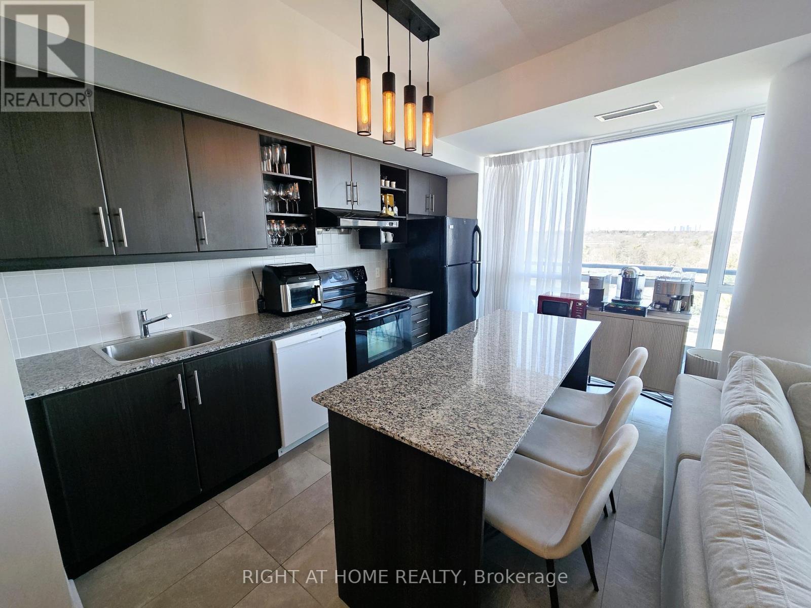 1005 - 35 Brian Peck Crescent, Toronto (Thorncliffe Park), Ontario  M4G 0A5 - Photo 12 - C12018560