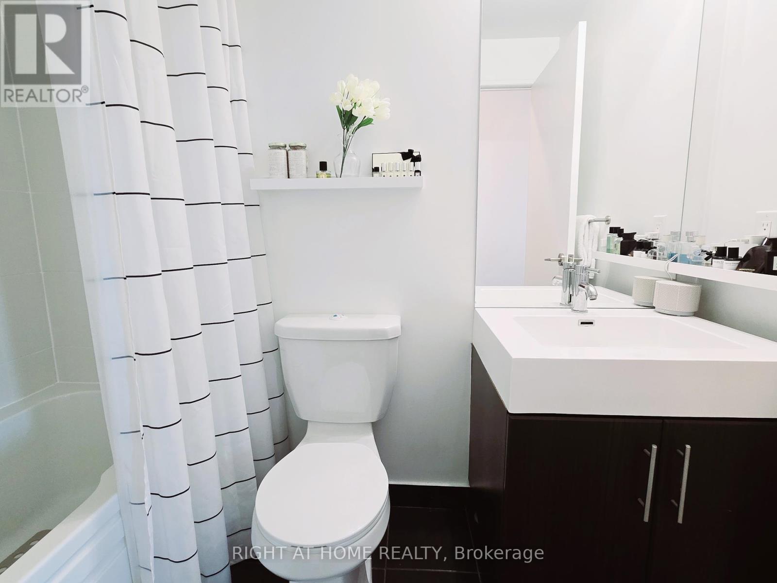 1005 - 35 Brian Peck Crescent, Toronto (Thorncliffe Park), Ontario  M4G 0A5 - Photo 21 - C12018560