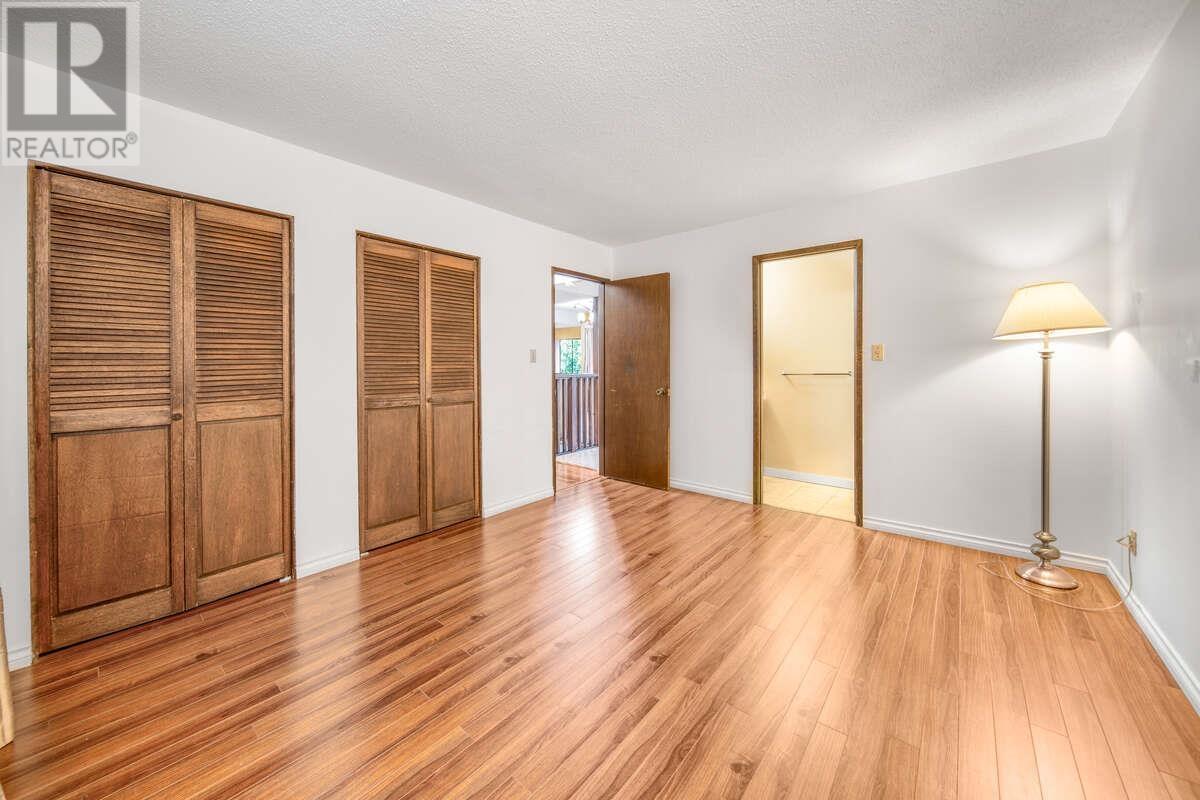 692 Alpine Court, North Vancouver, British Columbia  V7R 2L8 - Photo 16 - R2972071