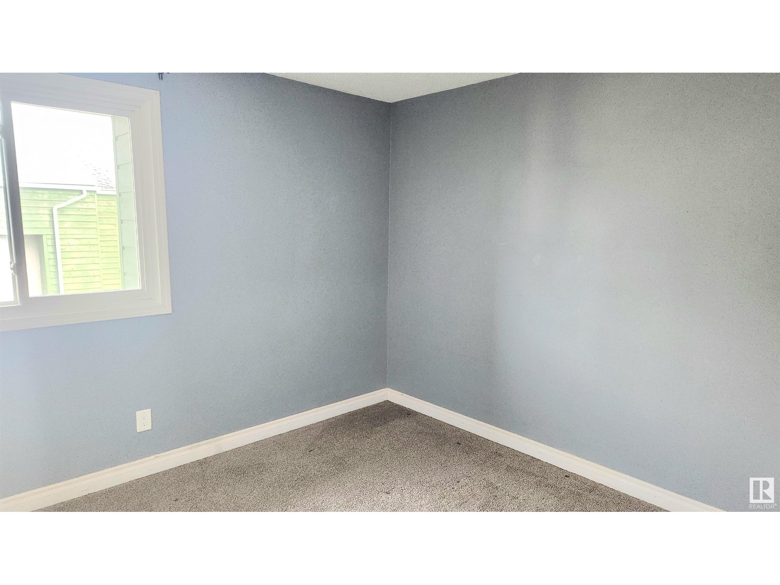 702 Abbottsfield Rd Nw, Edmonton, Alberta  T5W 4R4 - Photo 13 - E4425617