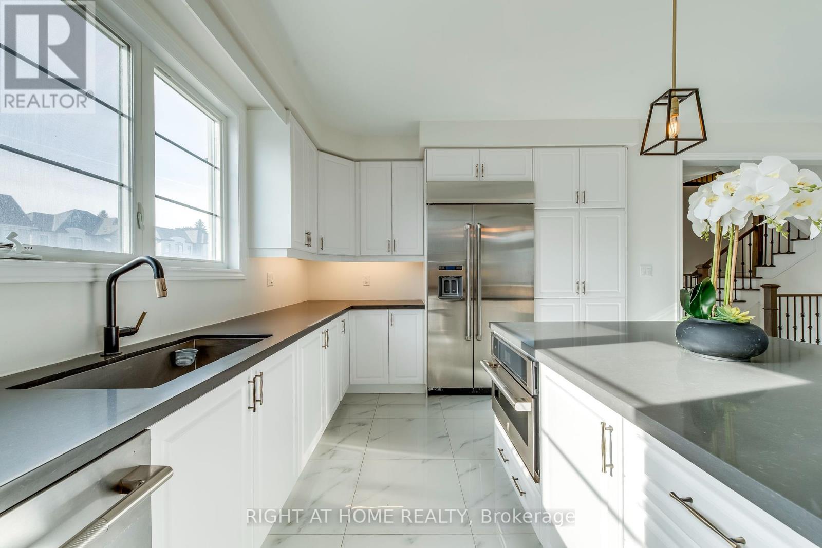 1 Pietrowski Drive, Georgina, Ontario  L4P 0J7 - Photo 15 - N12011796