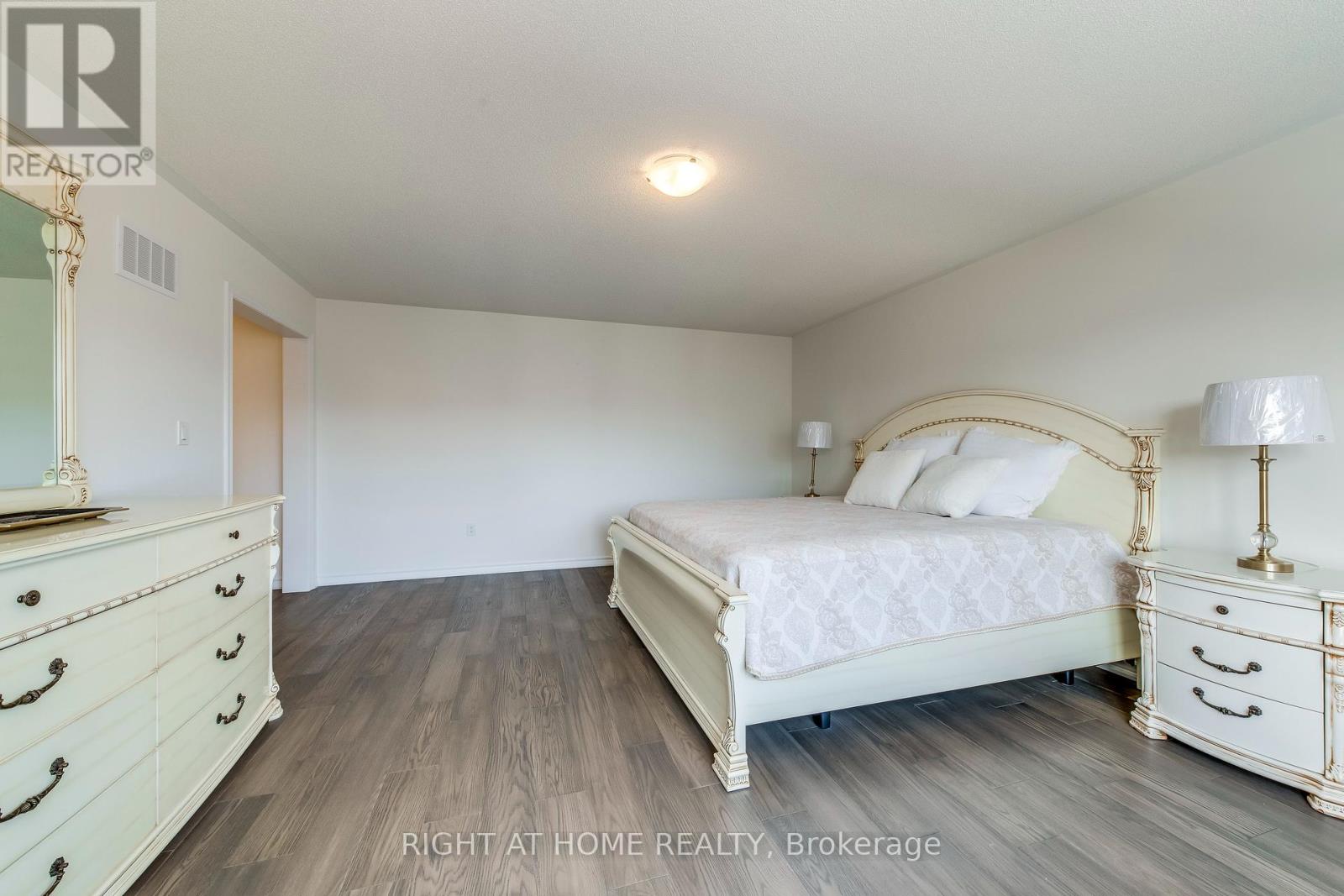 1 Pietrowski Drive, Georgina, Ontario  L4P 0J7 - Photo 29 - N12011796