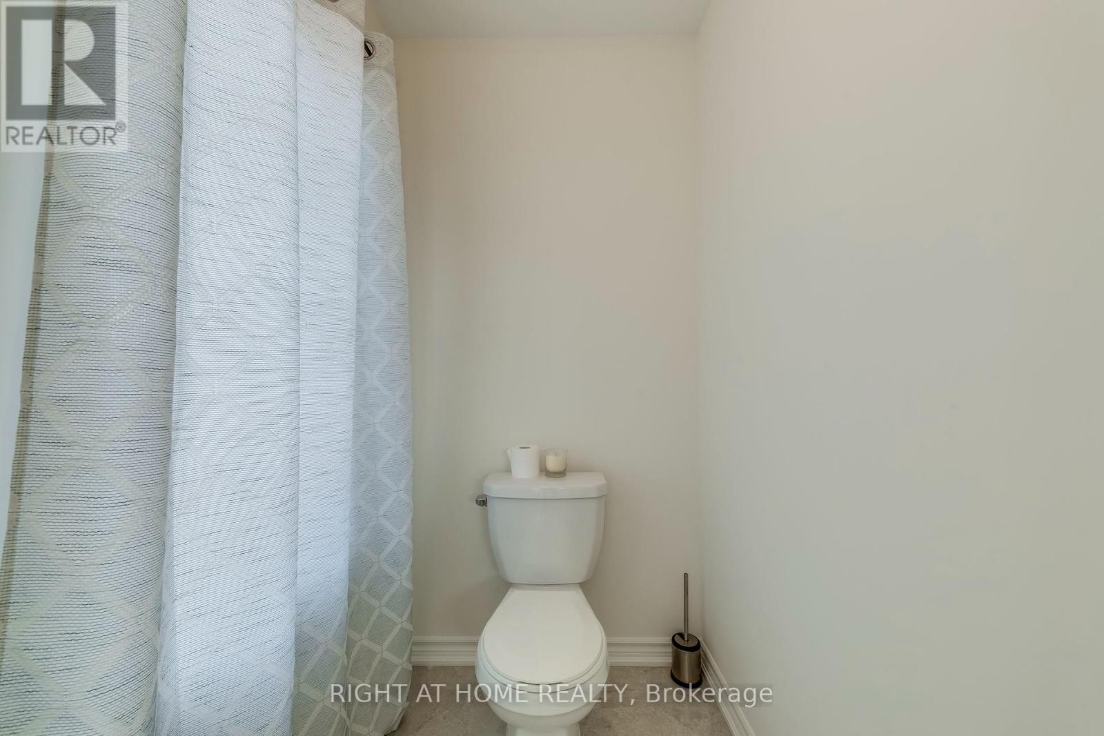 1 Pietrowski Drive, Georgina, Ontario  L4P 0J7 - Photo 33 - N12011796