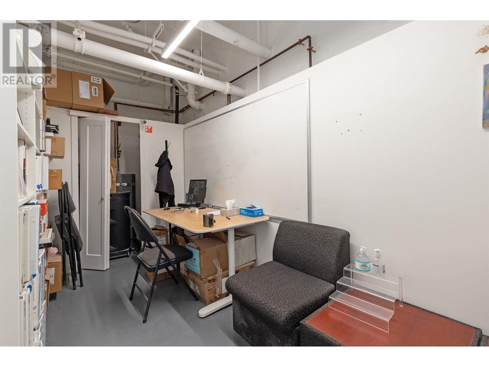 943 E Hastings Street, Vancouver, British Columbia  V6A 0H1 - Photo 17 - C8067512