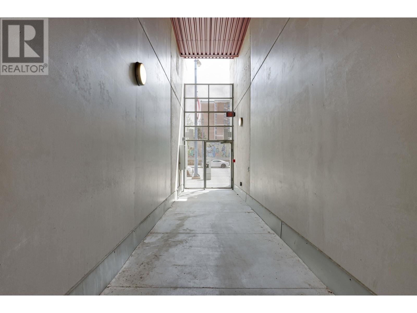 943 E Hastings Street, Vancouver, British Columbia  V6A 0H1 - Photo 21 - C8067512