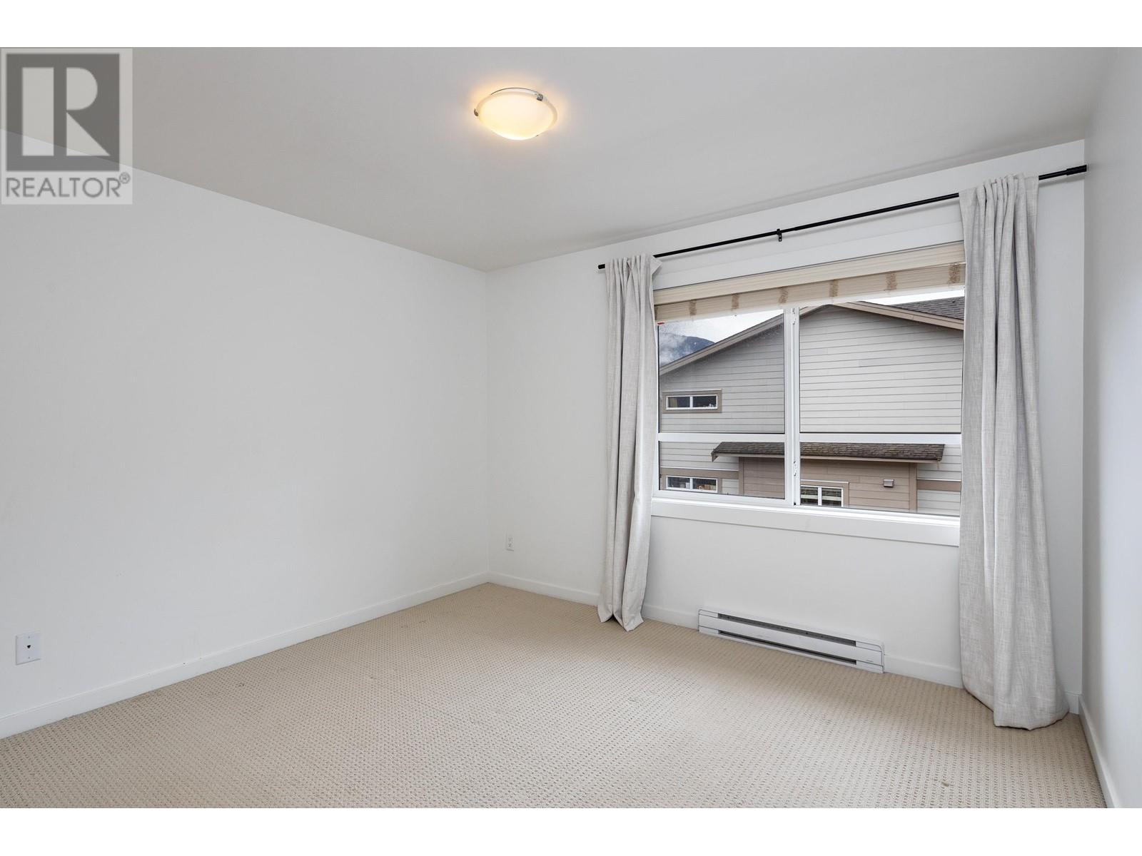 2 1188 Wilson Crescent, Squamish, British Columbia  V8B 0A9 - Photo 14 - R2977773