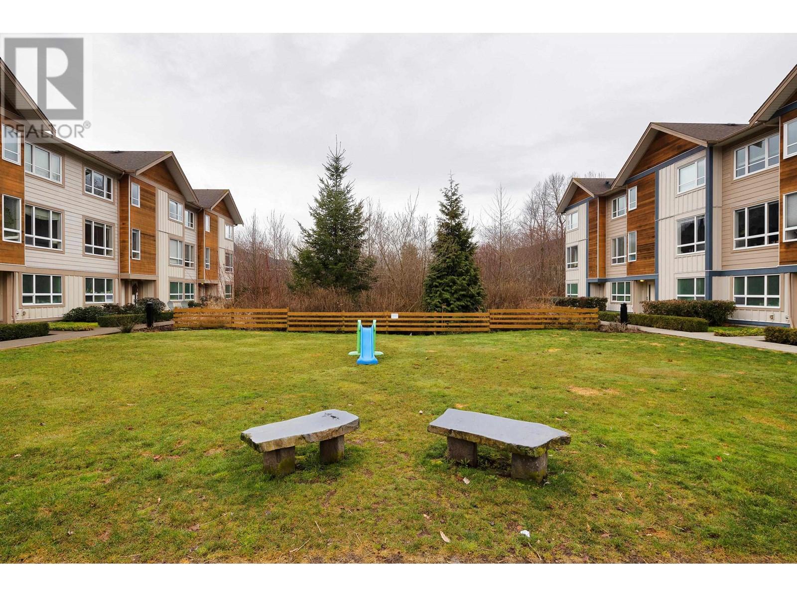2 1188 Wilson Crescent, Squamish, British Columbia  V8B 0A9 - Photo 32 - R2977773