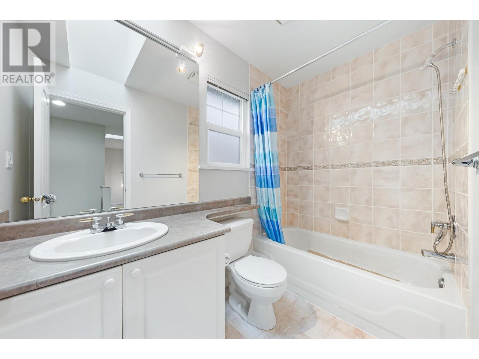 Listing Picture 21 of 24 : 3 11511 CAMBIE ROAD, Richmond / 烈治文 - 魯藝地產 Yvonne Lu Group - MLS Medallion Club Member