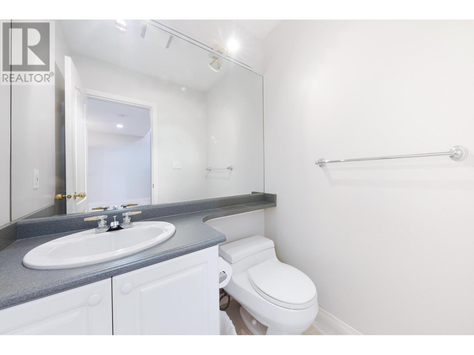 Listing Picture 22 of 24 : 3 11511 CAMBIE ROAD, Richmond / 烈治文 - 魯藝地產 Yvonne Lu Group - MLS Medallion Club Member