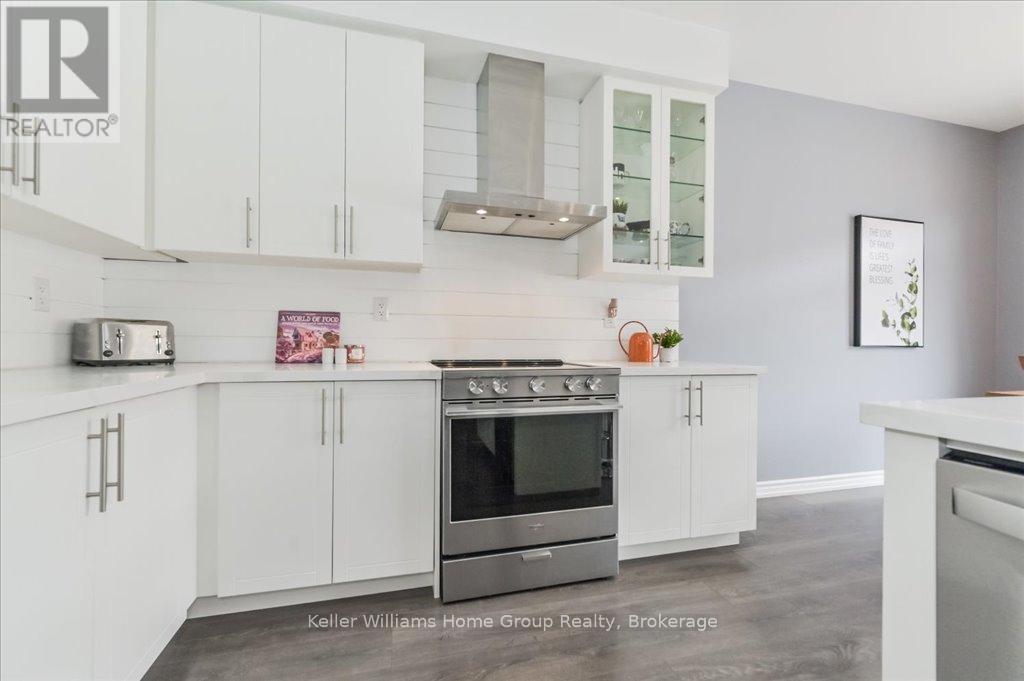 43 Robinson Road, Centre Wellington, Ontario  N1M 0G7 - Photo 10 - X12018642