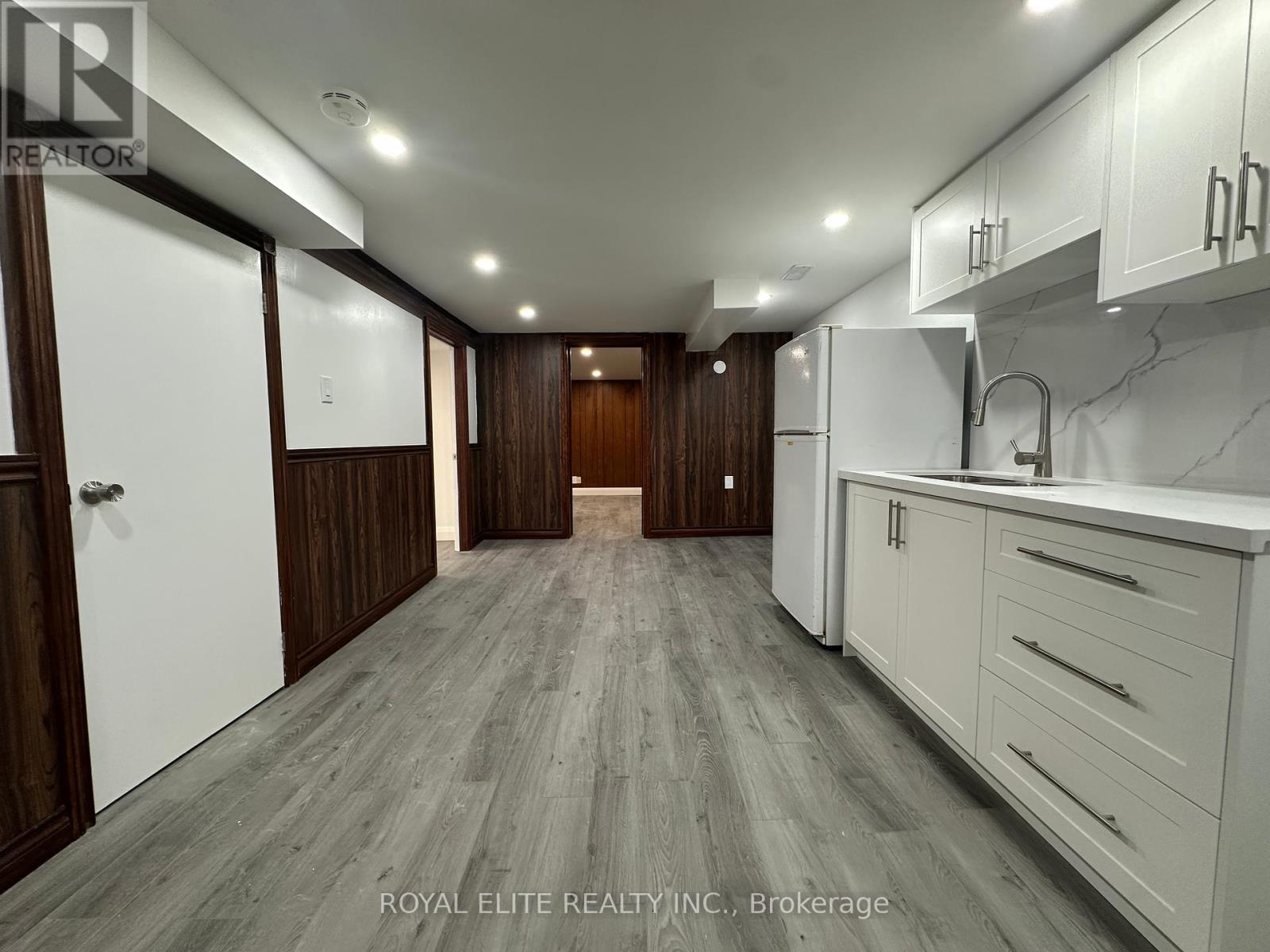 Bsmt - 19 Montgomery Avenue, Toronto, Ontario  M1S 2G4 - Photo 3 - E12018647