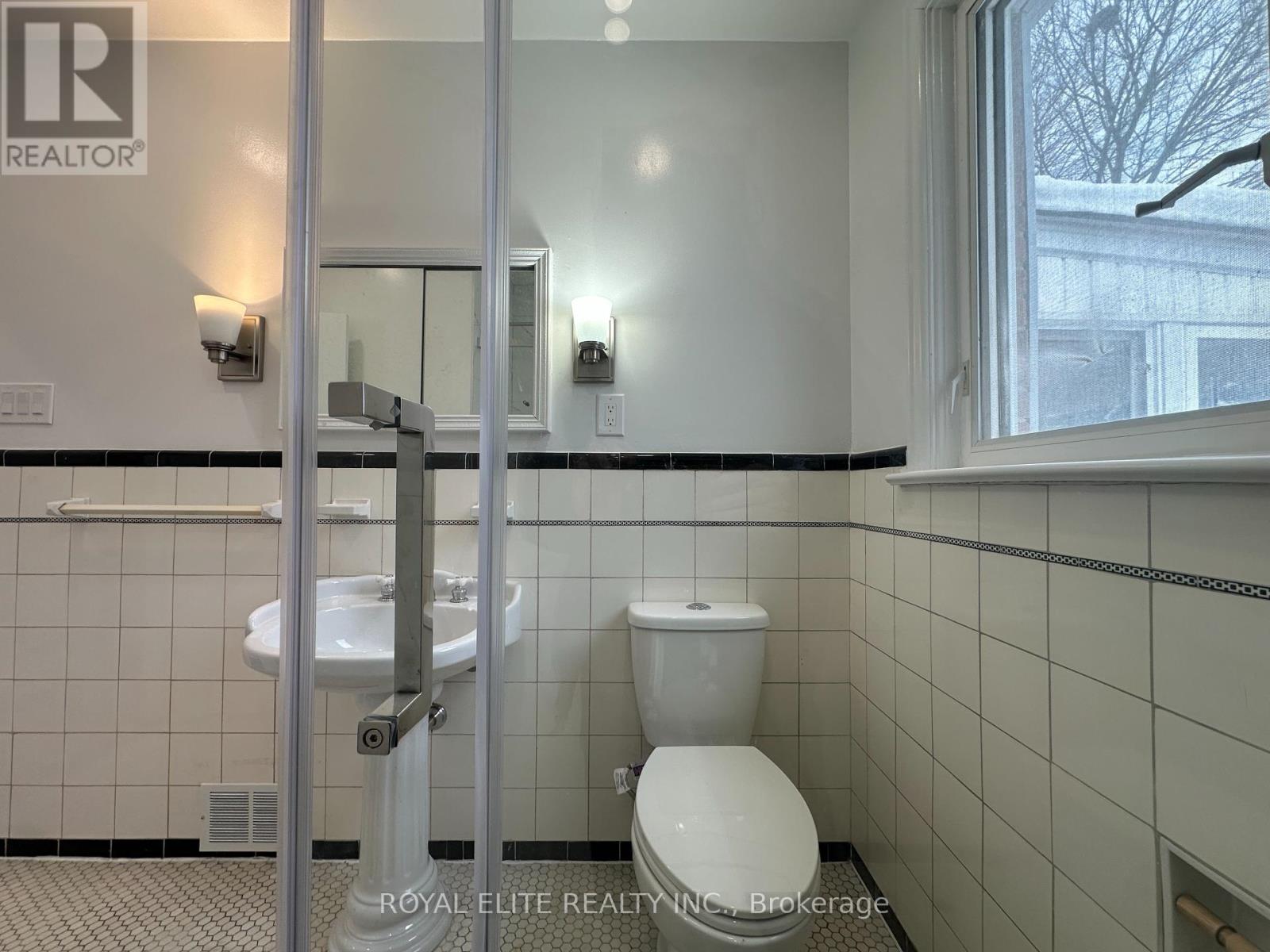 Main - 19 Montgomery Avenue, Toronto, Ontario  M1S 2G4 - Photo 26 - E12018648