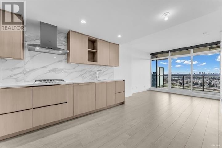 Listing Picture 6 of 22 : 2001 4890 LOUGHEED HIGHWAY, Burnaby / 本拿比 - 魯藝地產 Yvonne Lu Group - MLS Medallion Club Member