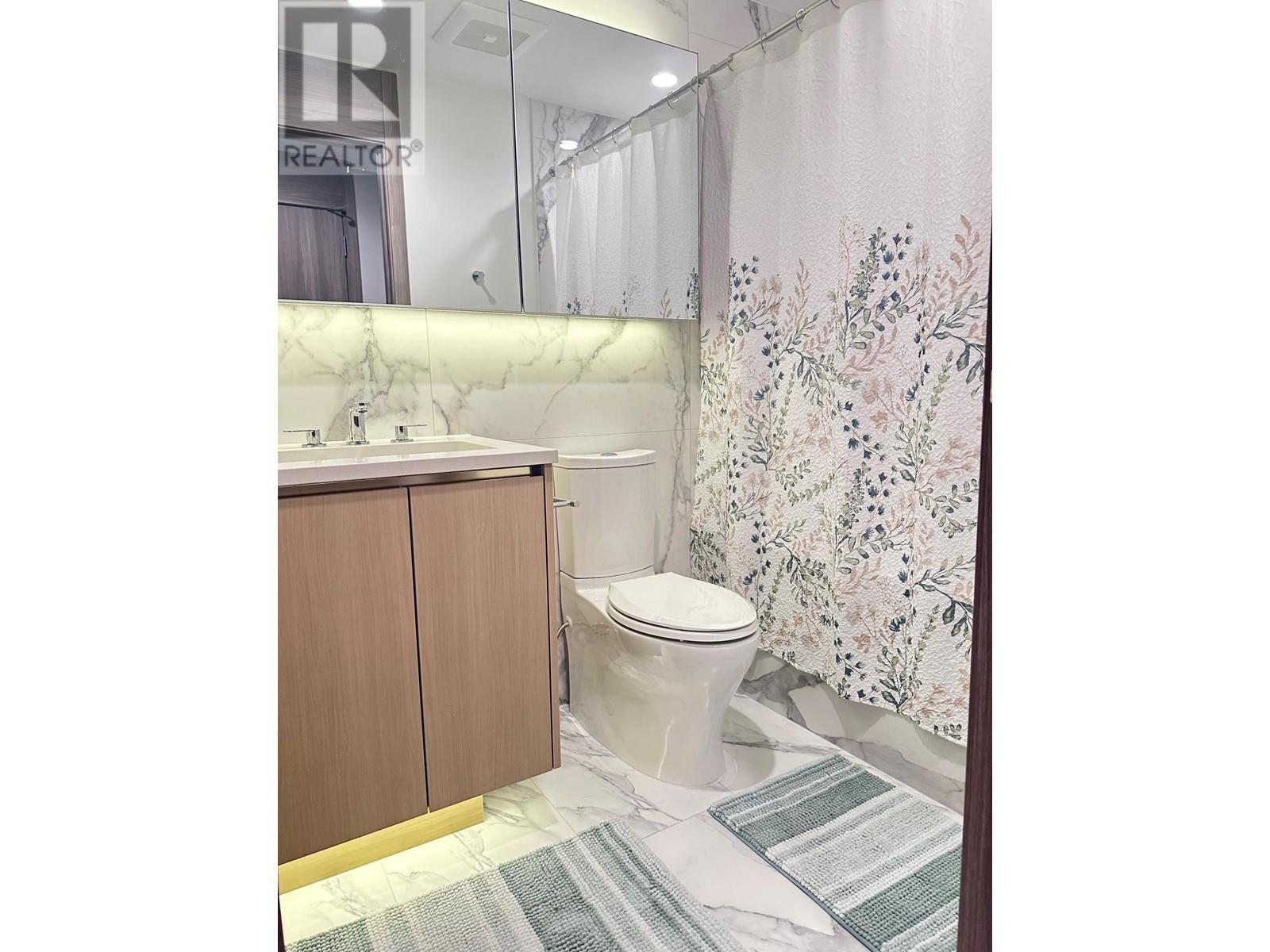 Listing Picture 12 of 22 : 2001 4890 LOUGHEED HIGHWAY, Burnaby / 本拿比 - 魯藝地產 Yvonne Lu Group - MLS Medallion Club Member