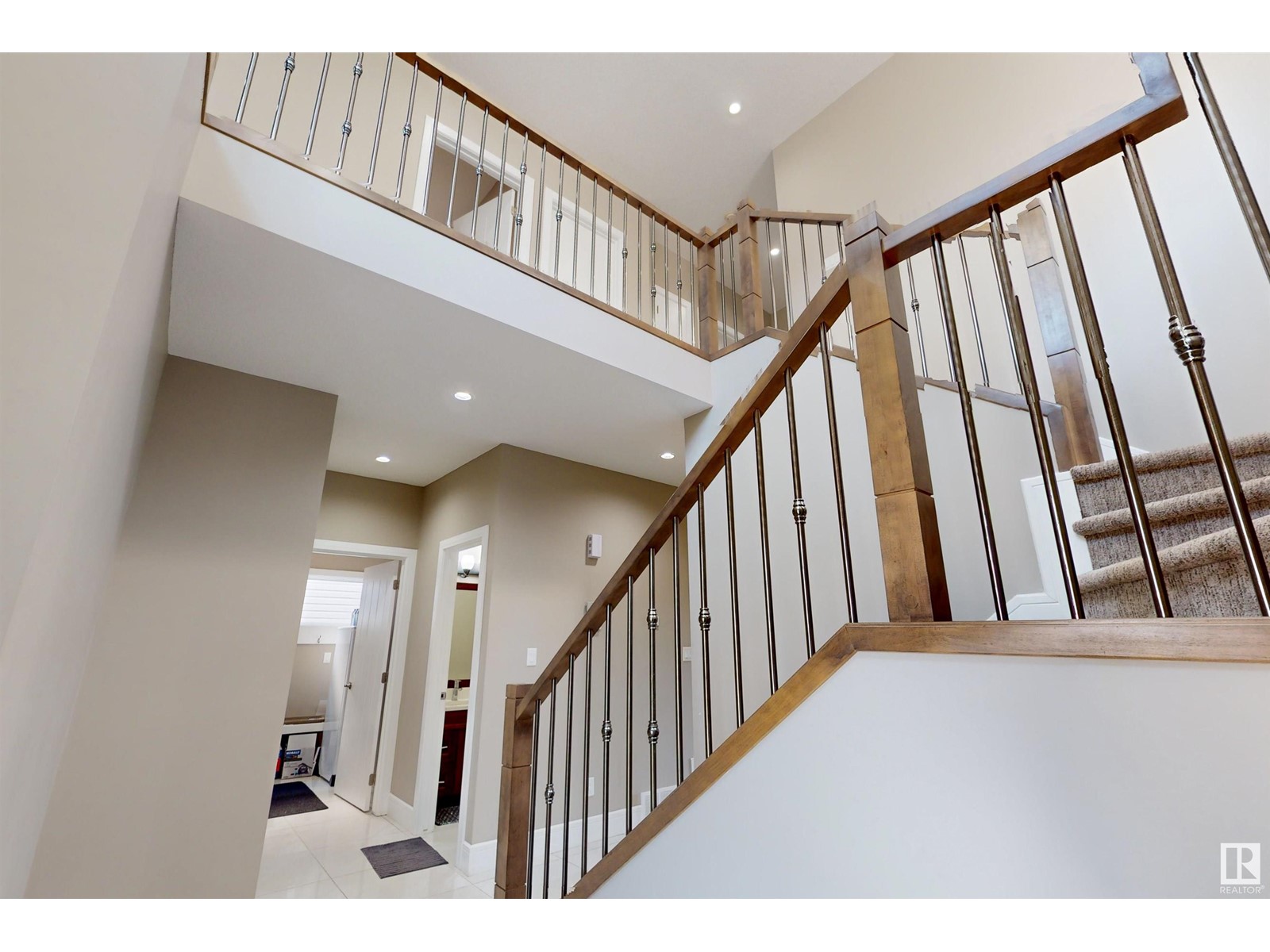 Property at 7632 182 AV NW image 4