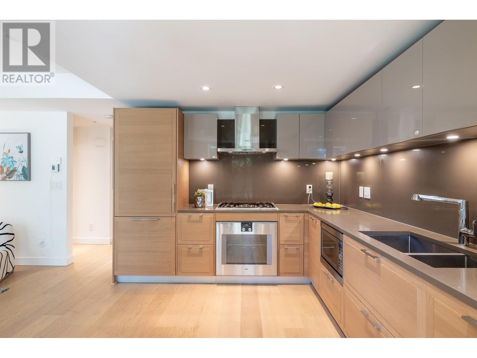 1553 W 57th Avenue, Vancouver, British Columbia  V6P 0H5 - Photo 15 - R2972465