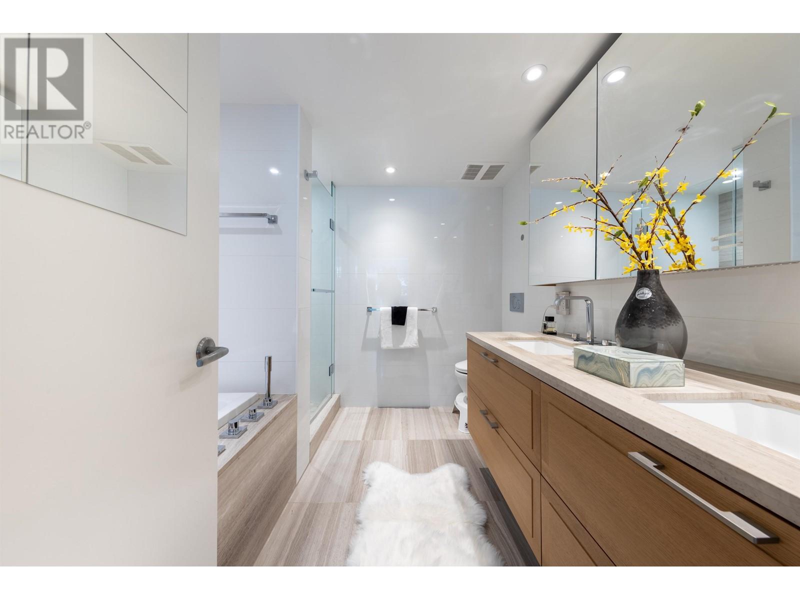 1553 W 57th Avenue, Vancouver, British Columbia  V6P 0H5 - Photo 21 - R2972465