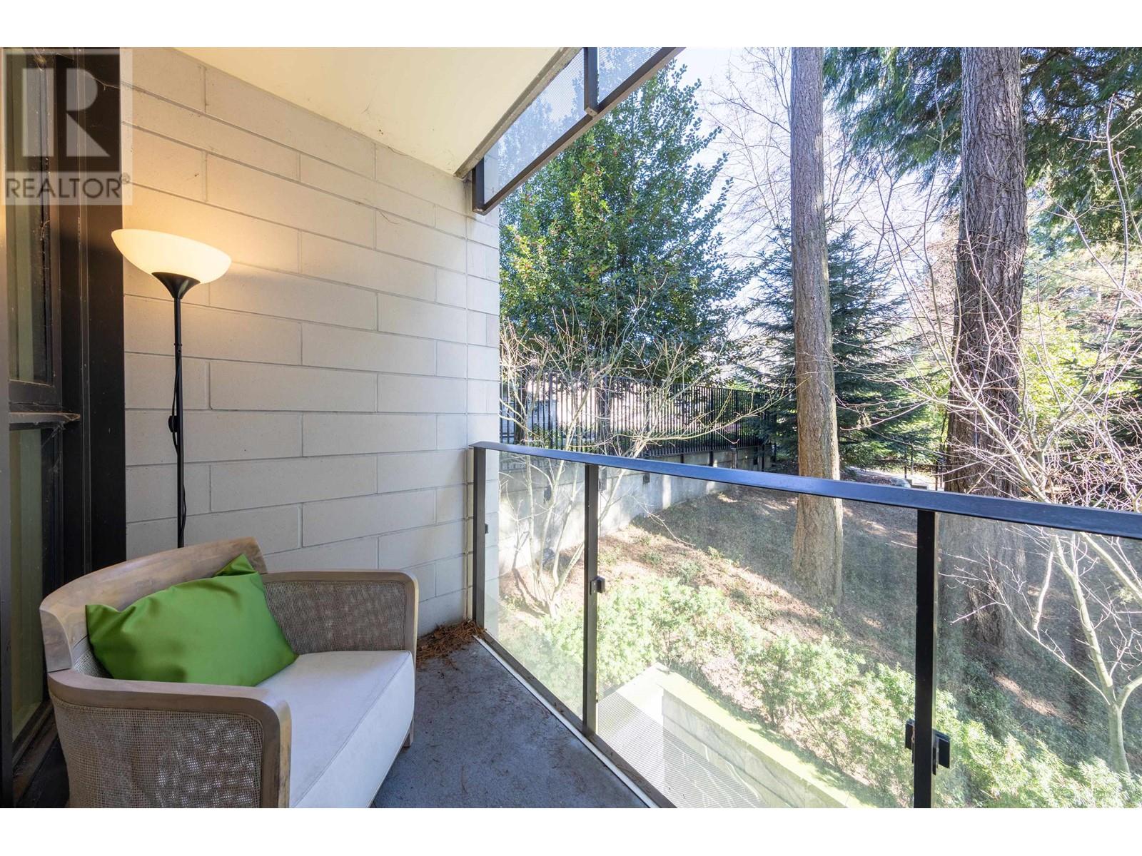 1553 W 57th Avenue, Vancouver, British Columbia  V6P 0H5 - Photo 24 - R2972465