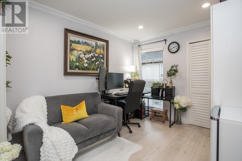 Listing Picture 25 of 33 : 9 5311 LACKNER CRESCENT, Richmond / 烈治文 - 魯藝地產 Yvonne Lu Group - MLS Medallion Club Member