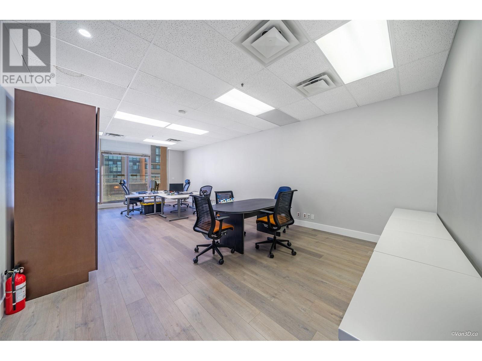Listing Picture 13 of 20 : 670 8111 ANDERSON ROAD, Richmond / 烈治文 - 魯藝地產 Yvonne Lu Group - MLS Medallion Club Member