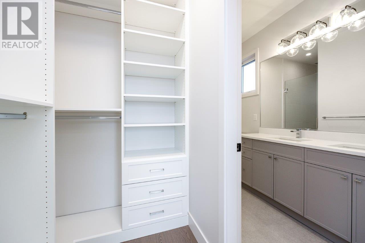 342 E 17th Street, North Vancouver, British Columbia  V7L 2V9 - Photo 30 - R2966725