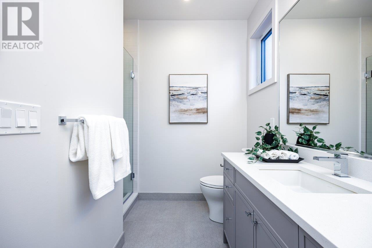 342 E 17th Street, North Vancouver, British Columbia  V7L 2V9 - Photo 26 - R2966725