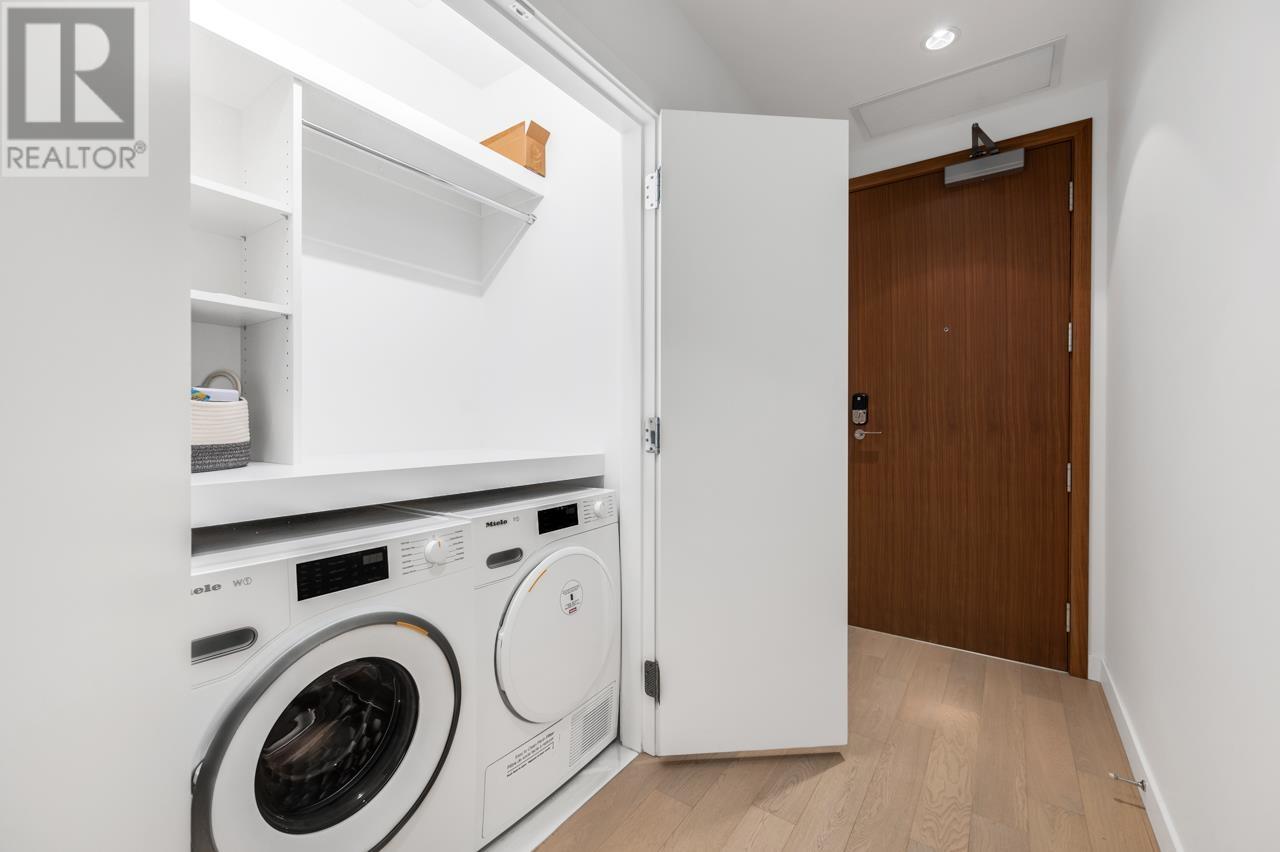 Listing Picture 11 of 15 : 508 6688 PEARSON WAY, Richmond / 烈治文 - 魯藝地產 Yvonne Lu Group - MLS Medallion Club Member