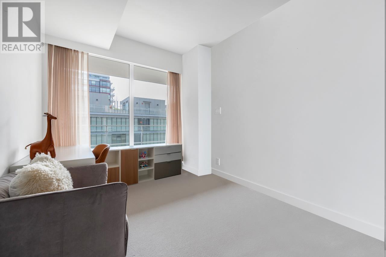 Listing Picture 10 of 15 : 508 6688 PEARSON WAY, Richmond / 烈治文 - 魯藝地產 Yvonne Lu Group - MLS Medallion Club Member