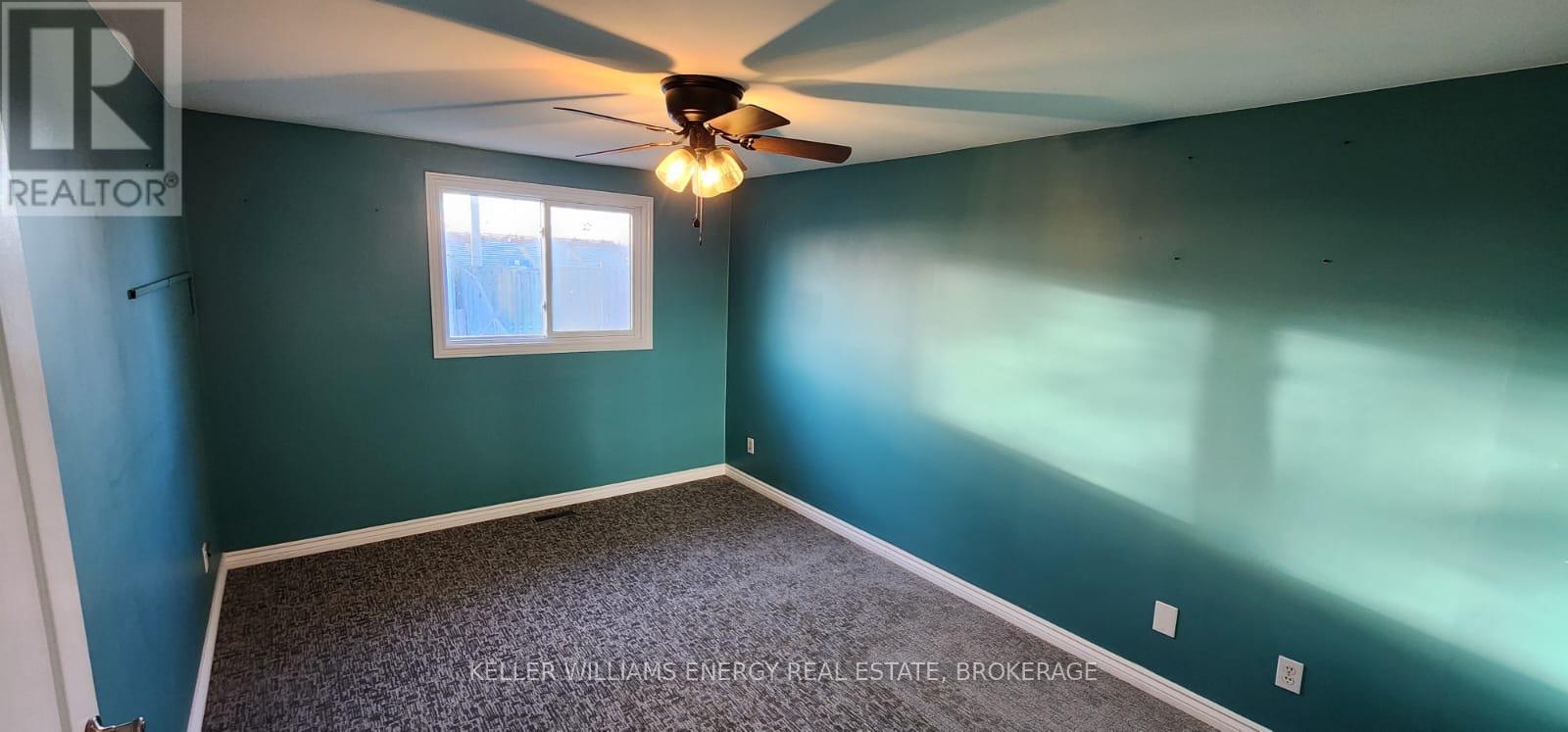 Upper Level - 236 Vancouver Street, Oshawa, Ontario  L1J 5X4 - Photo 12 - E12018723