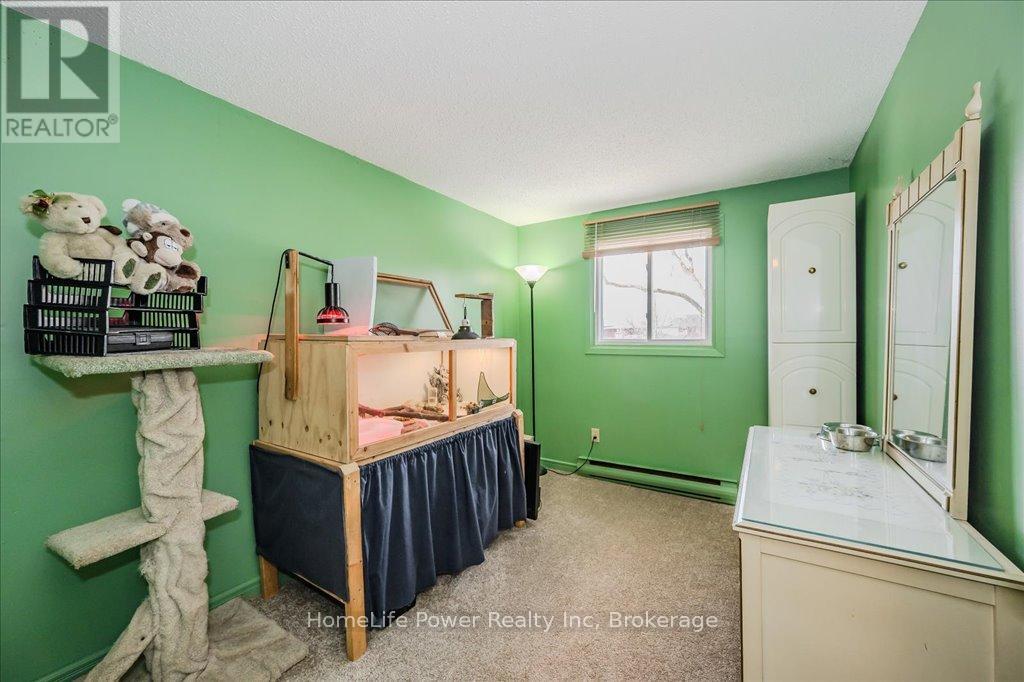 14 Upton Crescent, Guelph, Ontario  N1E 6P2 - Photo 19 - X12018742