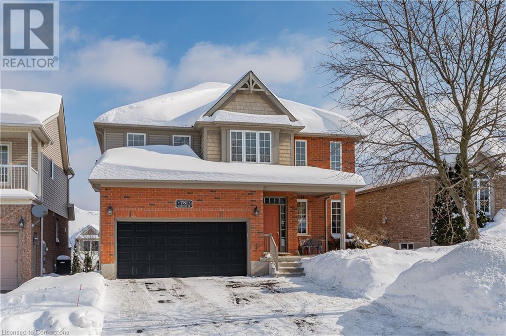 781 Klosters Drive, Waterloo, Ontario  N2V 2V4 - Photo 6 - 40701094