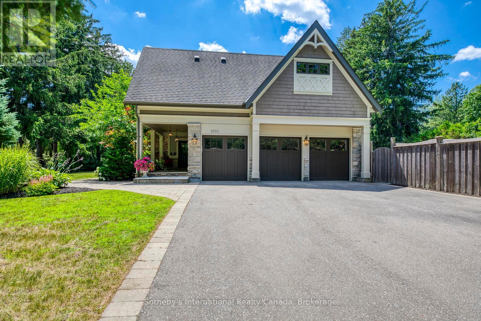 Property at 1051 PINEWOOD AVENUE image 2