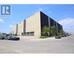 2EA - 20 TOWNS ROAD, Toronto, Ontario