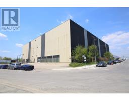 2EC - 20 TOWNS ROAD, Toronto, Ontario