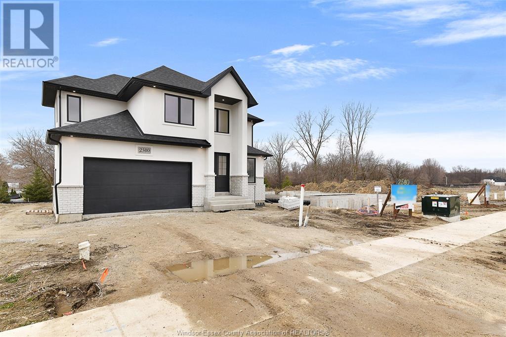Property at 2584 MAYFAIR image 3