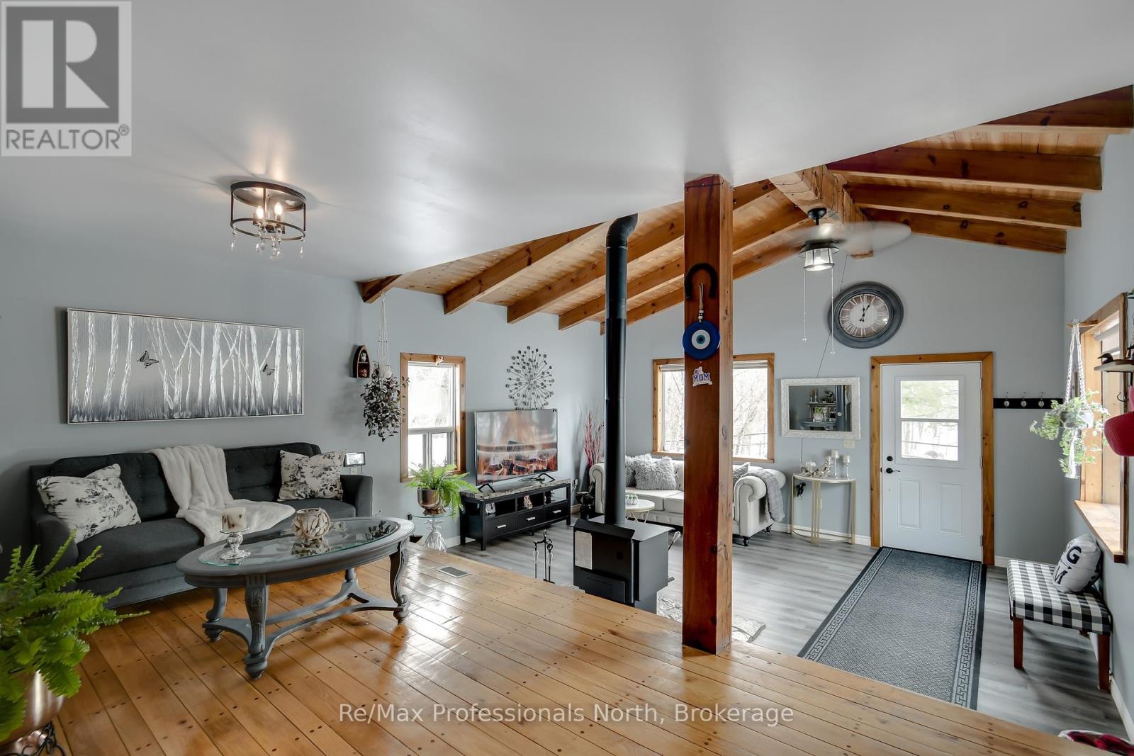 1017 Barlochan Road, Muskoka Lakes, Ontario  P1P 1R2 - Photo 5 - X12018767
