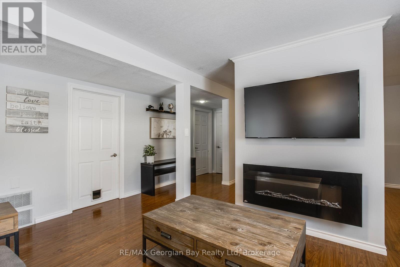 51 Vents Beach Road, Tay, Ontario  L0K 2A0 - Photo 16 - S12018820