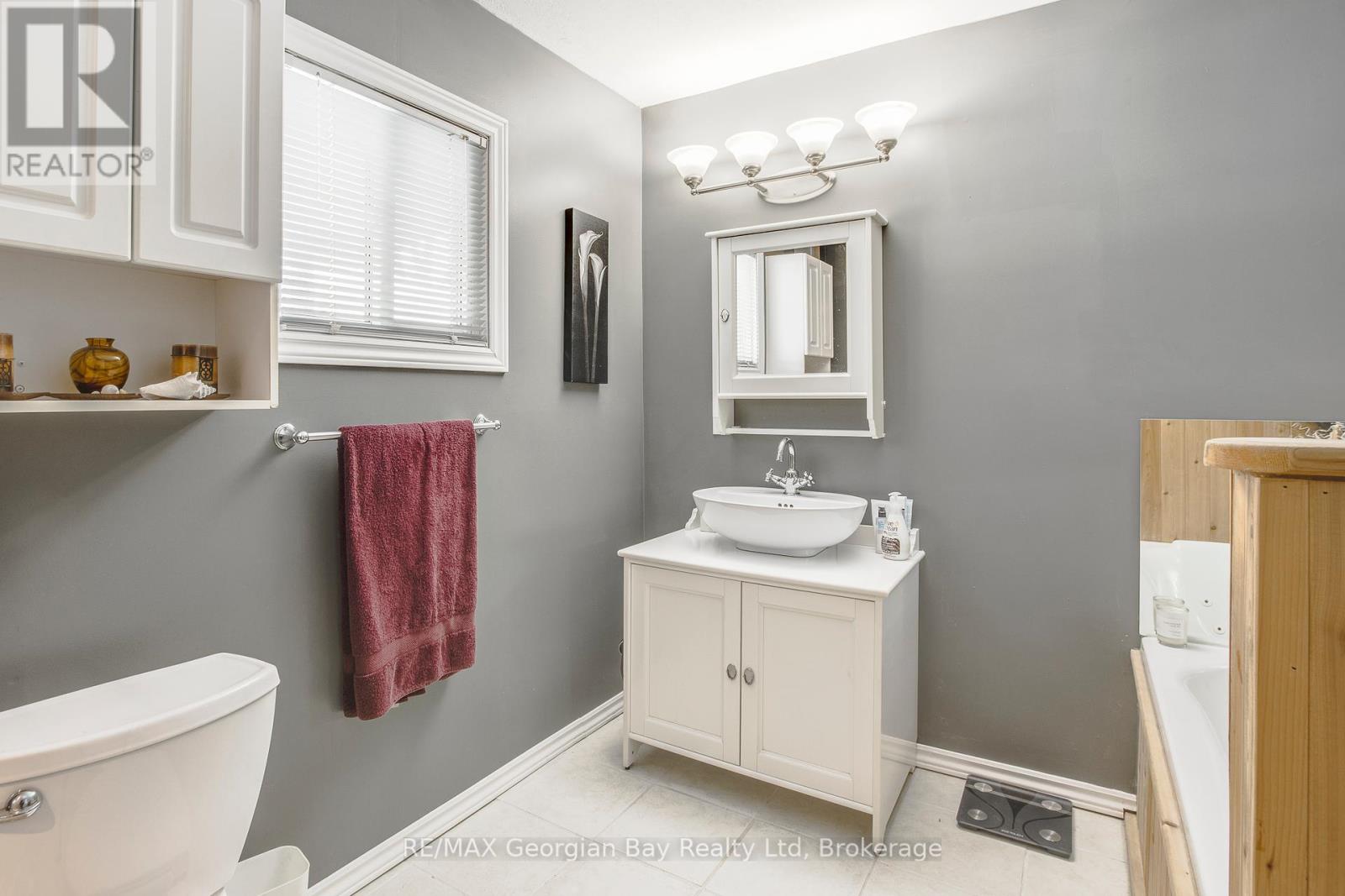 51 Vents Beach Road, Tay, Ontario  L0K 2A0 - Photo 30 - S12018820