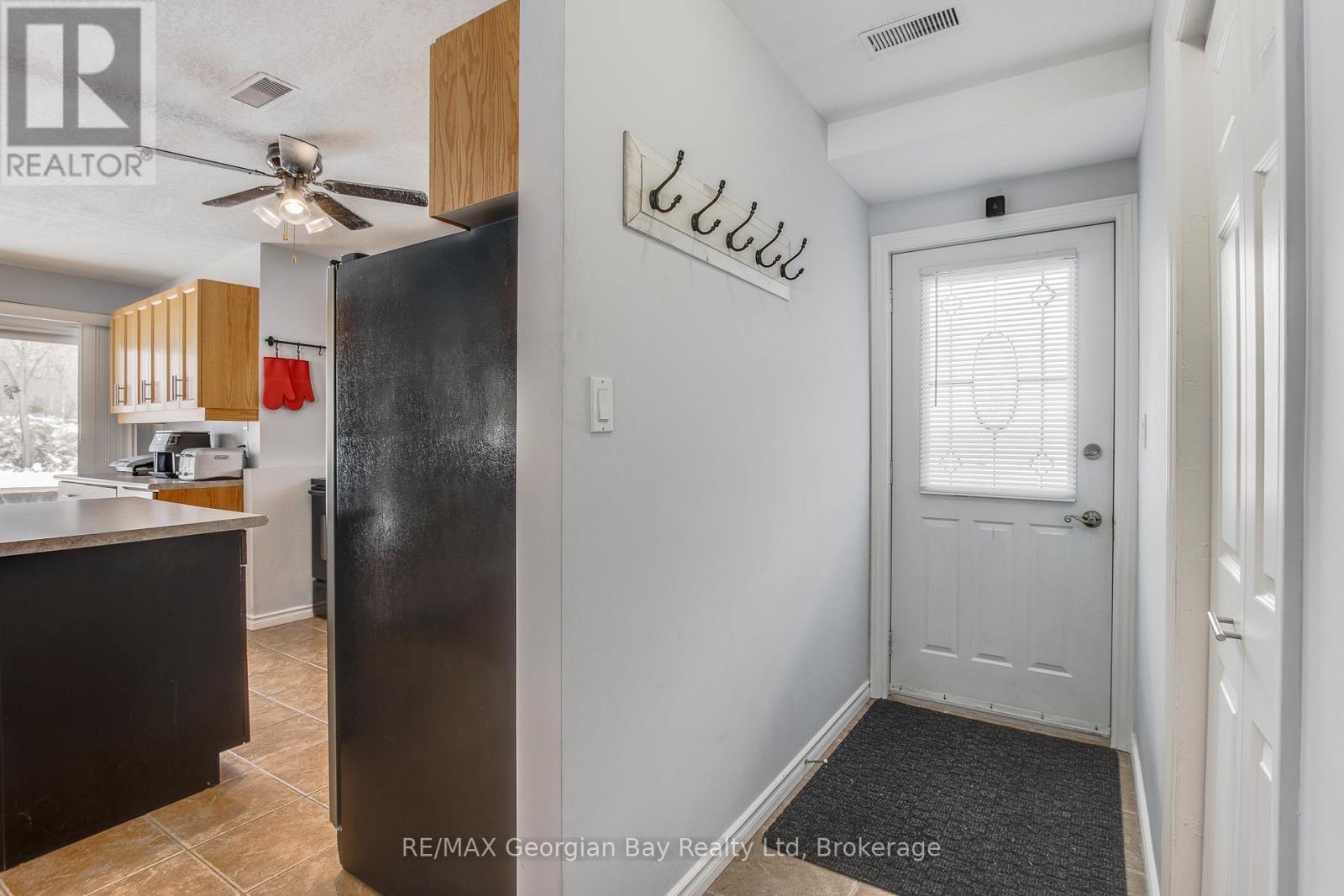 51 Vents Beach Road, Tay, Ontario  L0K 2A0 - Photo 8 - S12018820