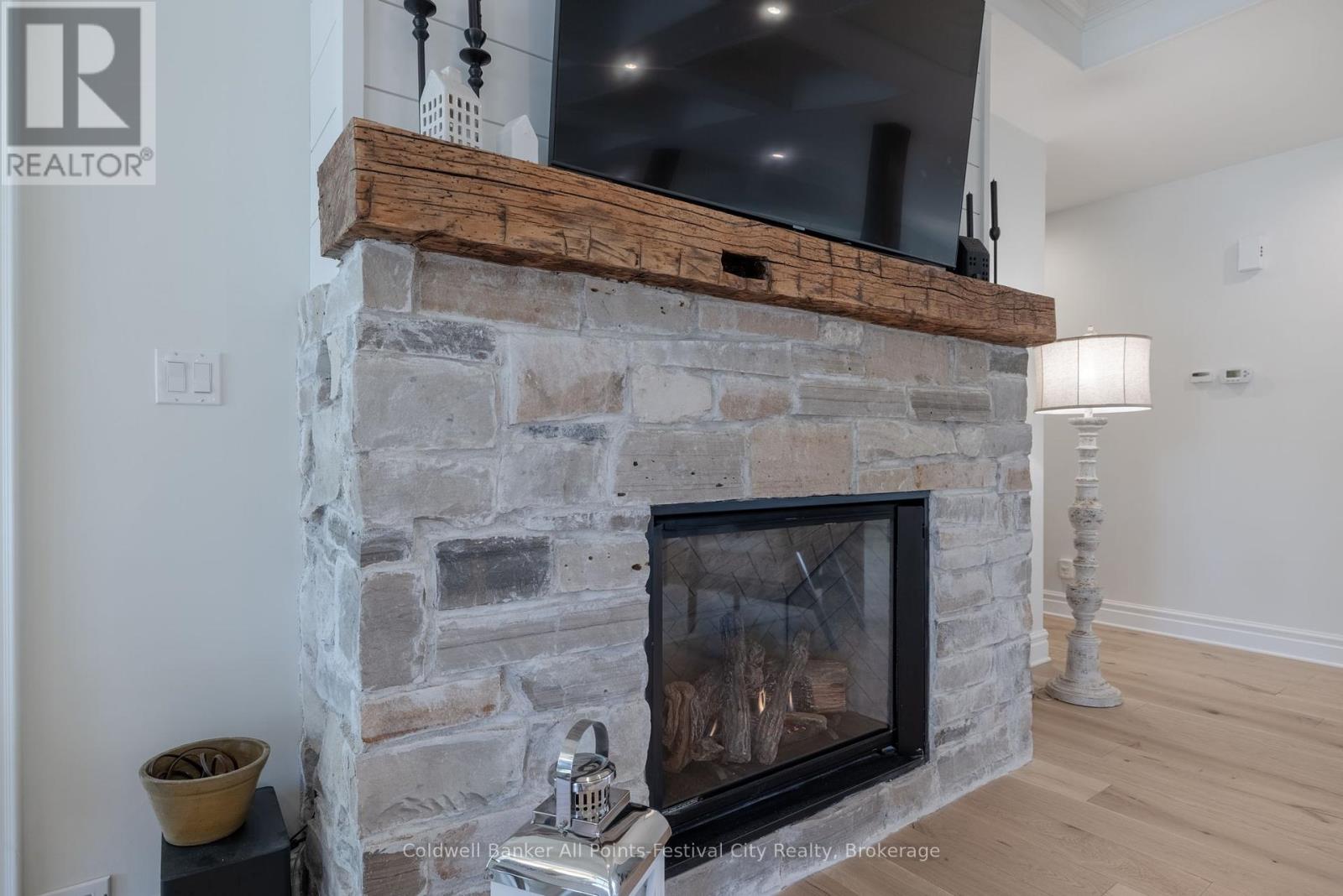 17 Fawn Creek Lane, Bluewater, Ontario  N0M 1G0 - Photo 8 - X12017744