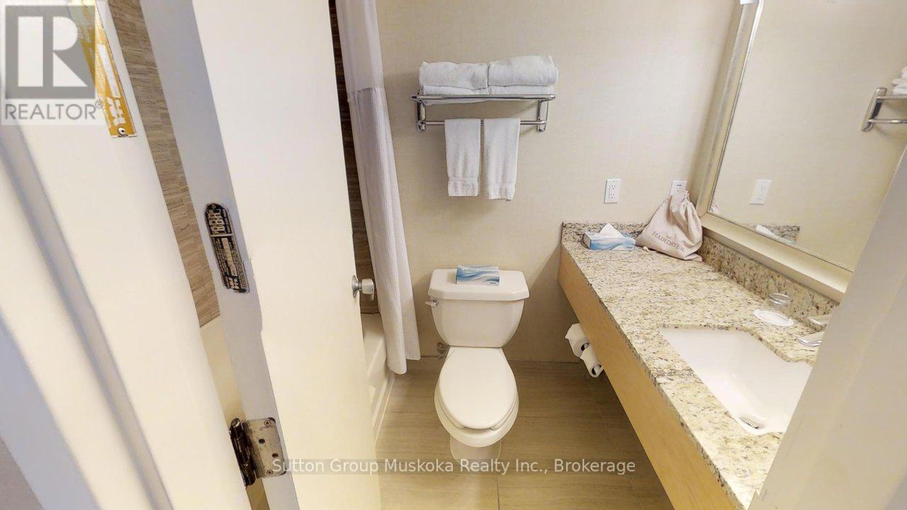 421 - 421 Bayshore - Deerhurst Drive, Huntsville (Chaffey), Ontario  P1H 2E8 - Photo 7 - X12018802