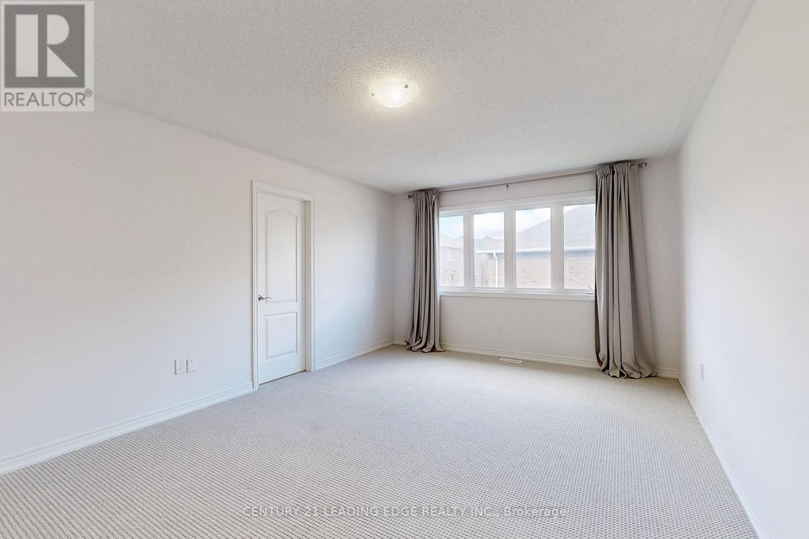 56 Cupples Farm Lane, East Gwillimbury, Ontario  L0G 1M0 - Photo 14 - N12018794