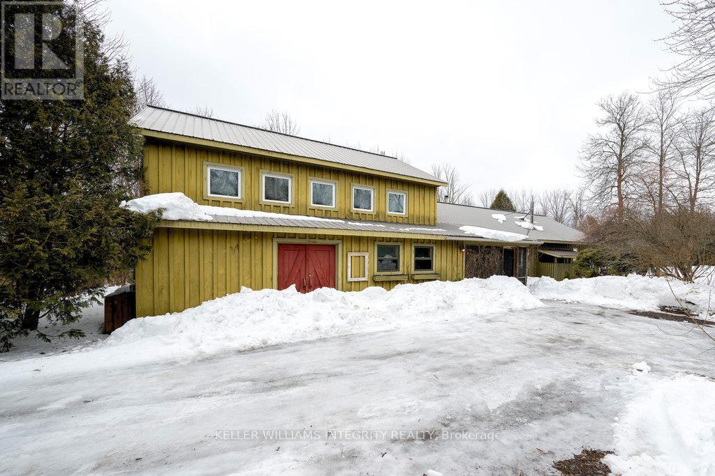 7590 DWYER HILL ROAD, Ottawa, Ontario