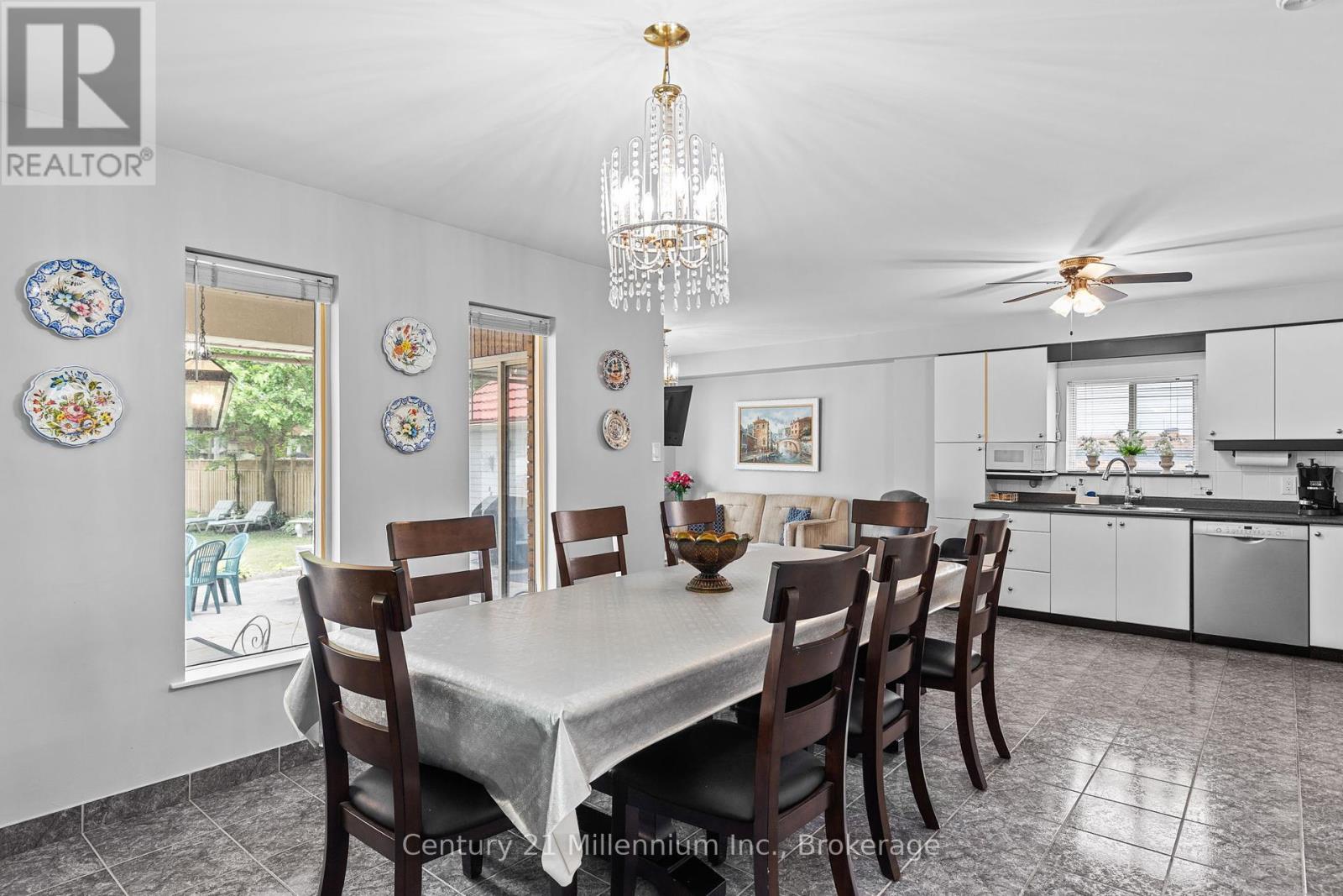 49 32nd Street N, Wasaga Beach, Ontario  L9Z 2C4 - Photo 13 - S12018843