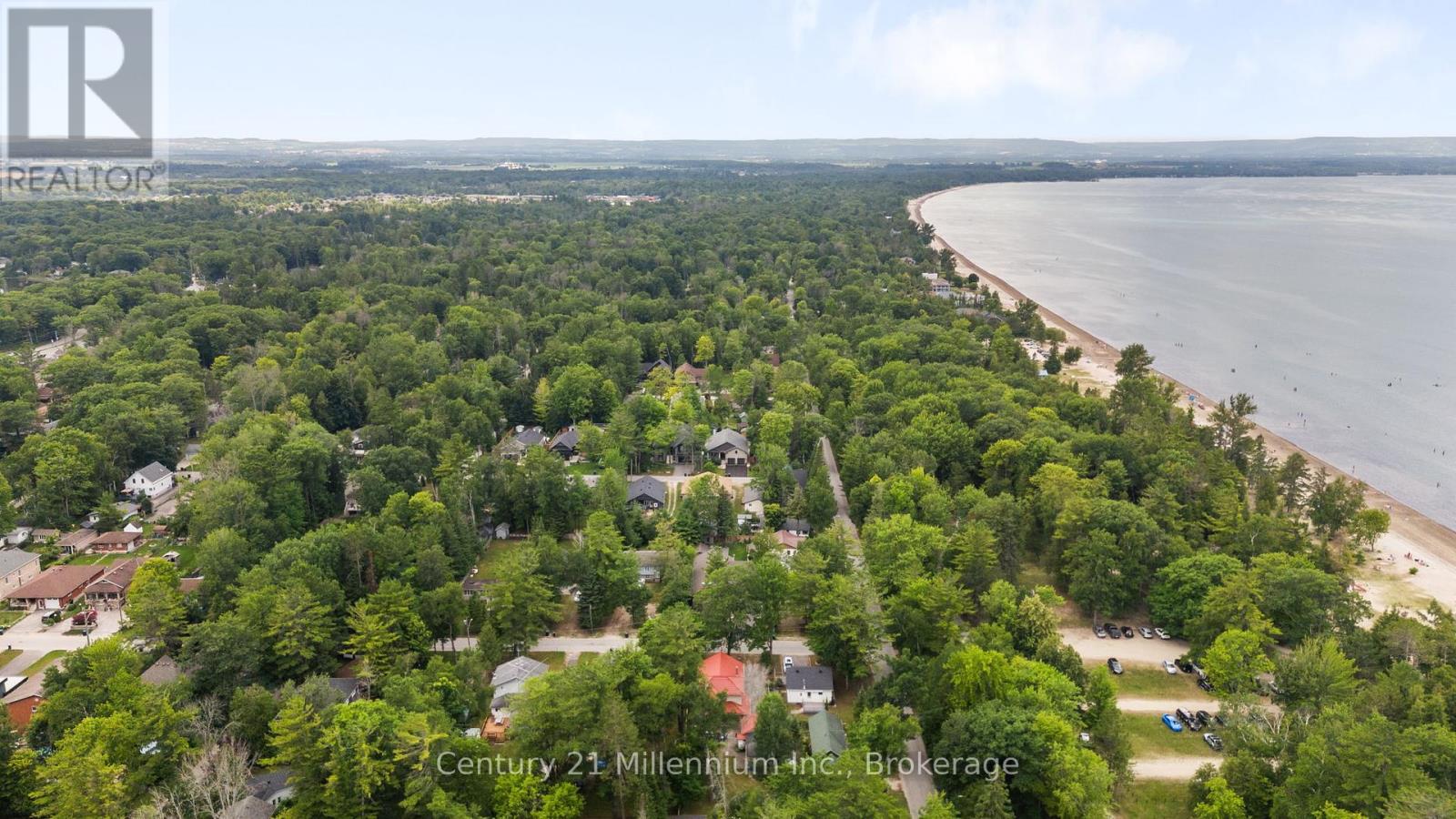 Property at 49 32ND STREET N image 3