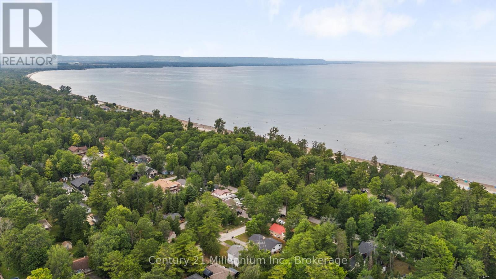 Property at 49 32ND STREET N image 4