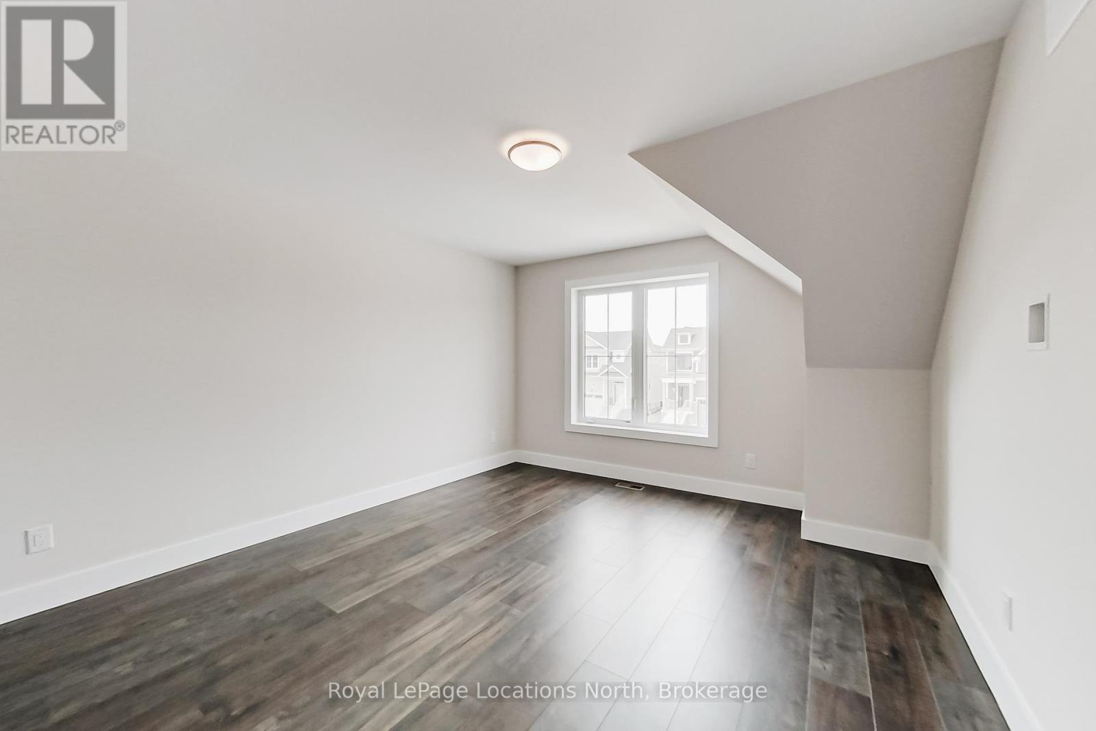 139 White Oak Crescent, Blue Mountains, Ontario  L9Y 5T5 - Photo 12 - X12018840