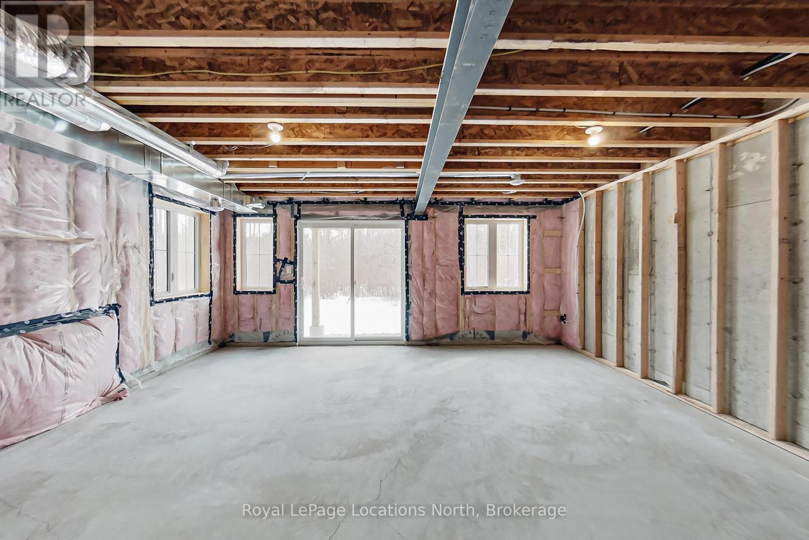 139 White Oak Crescent, Blue Mountains, Ontario  L9Y 5T5 - Photo 19 - X12018840