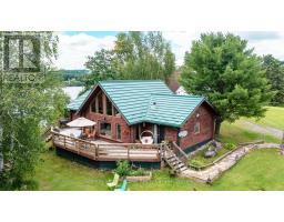 20 KODIAK ROAD, McKellar, Ontario